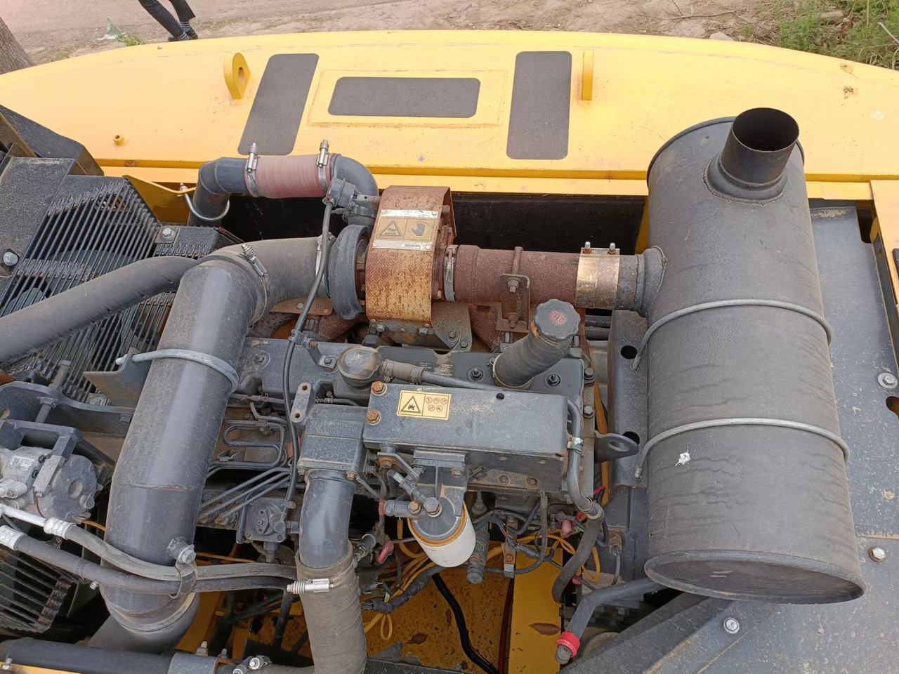 KOMATSU 6D114E-3 - Двигател за Багер: снимка 1 KOMATSU 6D114E-3 - Двигател за Багер: снимка 1