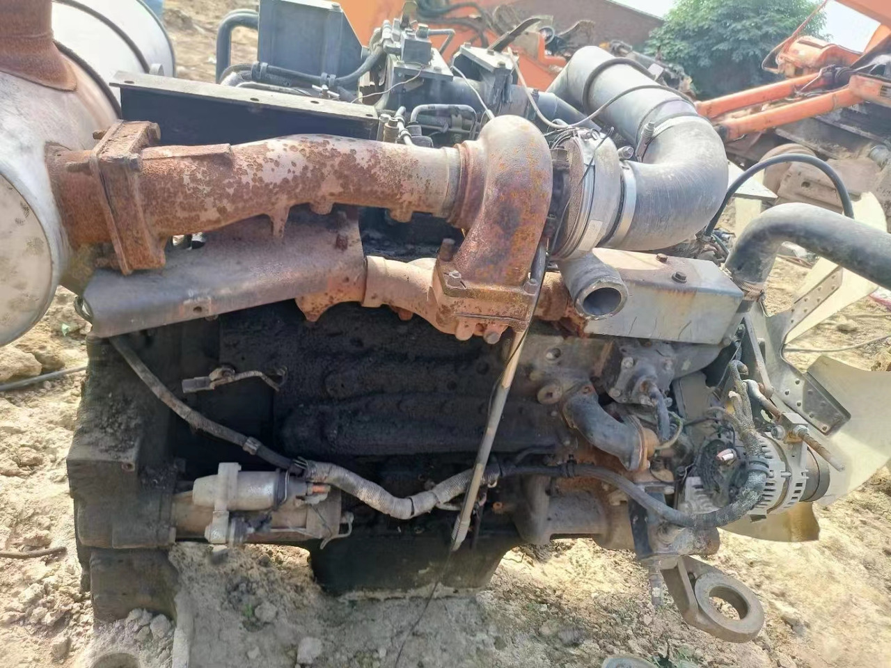 KOMATSU 6D125E-3 - Двигател за Булдозер: снимка 2 KOMATSU 6D125E-3 - Двигател за Булдозер: снимка 2