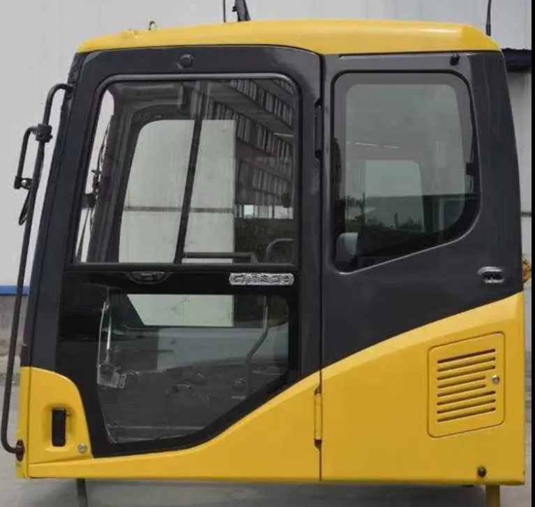KOMATSU PC200-7 PC220-7 PC300-7 PC350-7 PC400-7 PC450-7 - Кабина за Багер: снимка 1 KOMATSU PC200-7 PC220-7 PC300-7 PC350-7 PC400-7 PC450-7 - Кабина за Багер: снимка 1