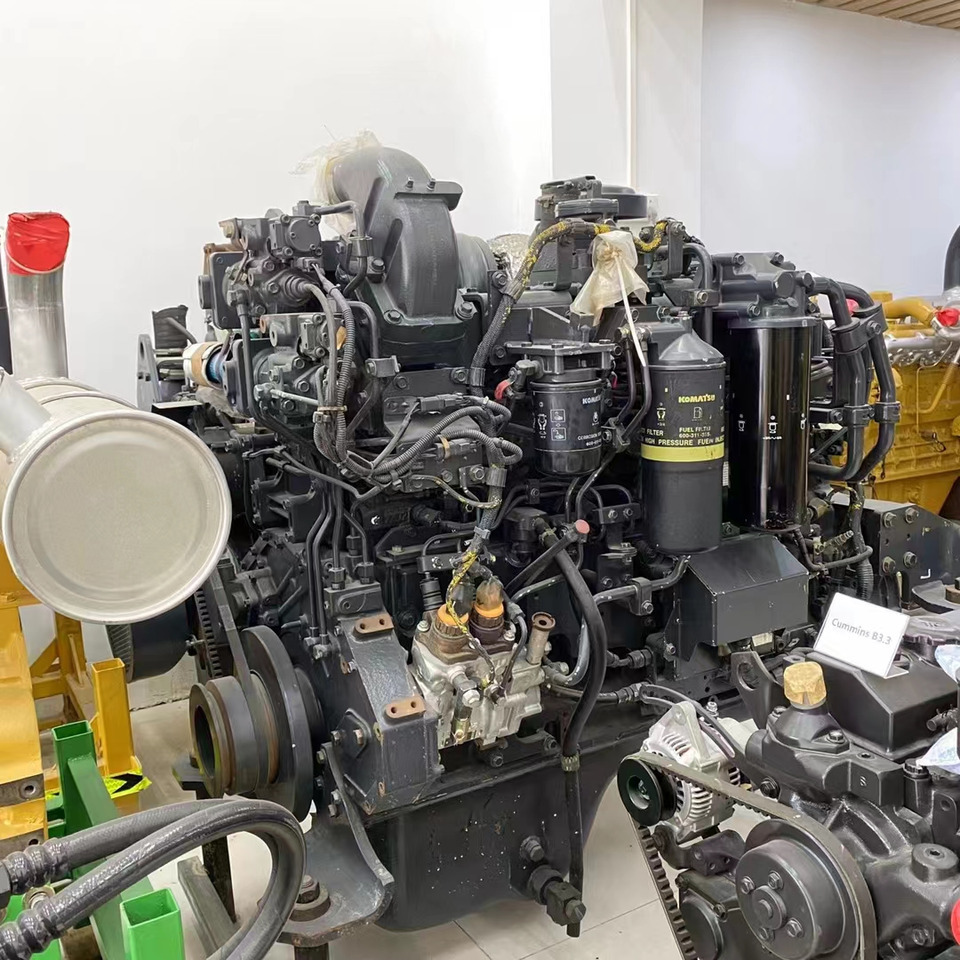 KOMATSU SAA6D125E-5 - Двигател за Багер: снимка 1 KOMATSU SAA6D125E-5 - Двигател за Багер: снимка 1