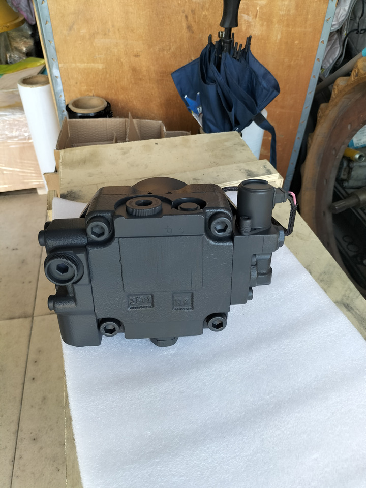 KOMATSU 708-7s-00352 - Прикачен инвентар за Прикачен инвентар: снимка 4 KOMATSU 708-7s-00352 - Прикачен инвентар за Прикачен инвентар: снимка 4