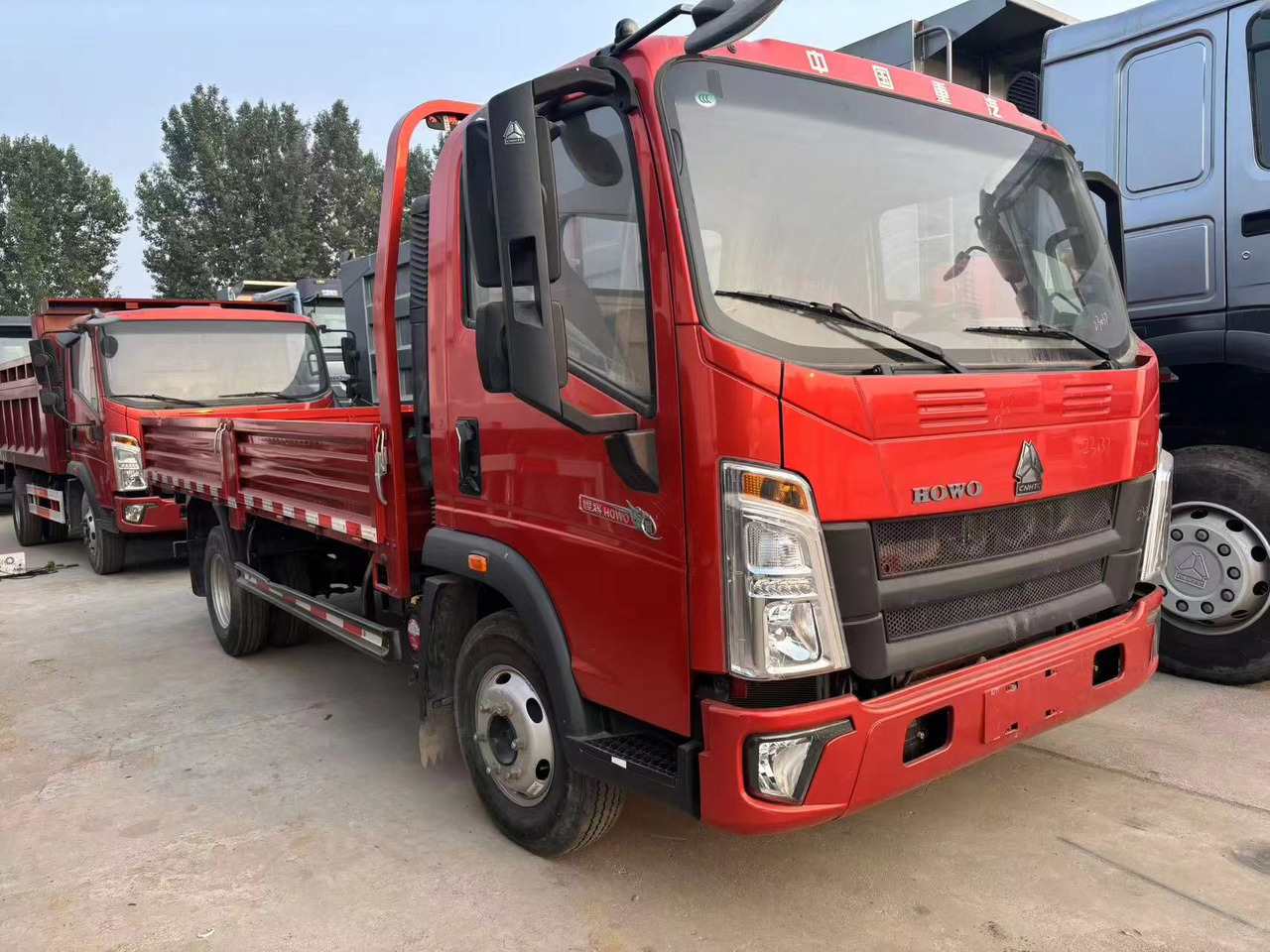 SINOTRUK 4*2 - Самосвал камион: снимка 5 SINOTRUK 4*2 - Самосвал камион: снимка 5