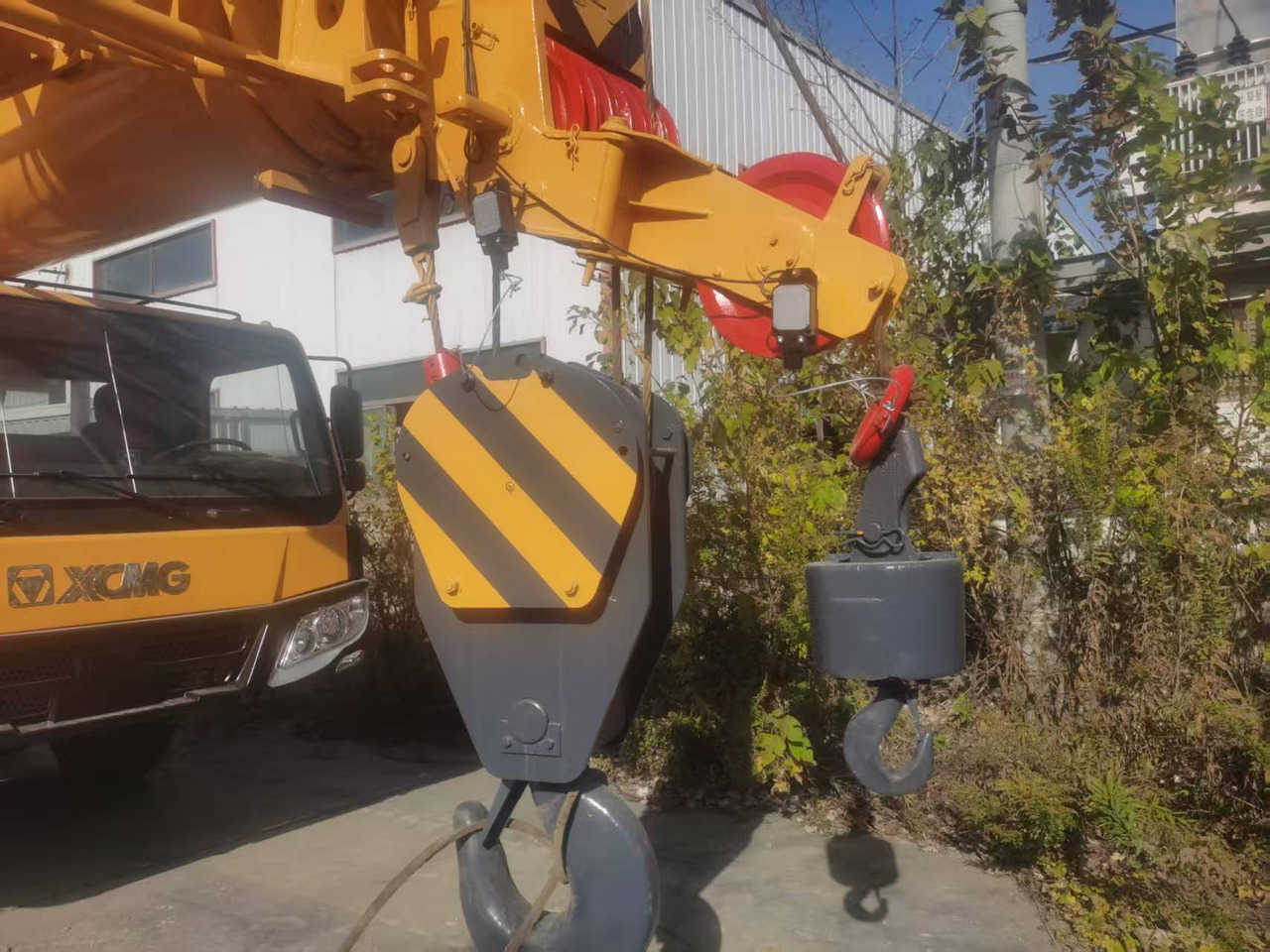 XCMG 70TONS - Камион с кран: снимка 5 XCMG 70TONS - Камион с кран: снимка 5