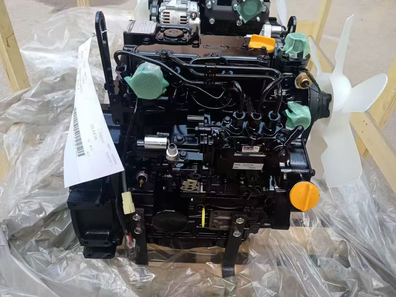 YANMAR 3TNV70 - Двигател за Багер: снимка 1 YANMAR 3TNV70 - Двигател за Багер: снимка 1