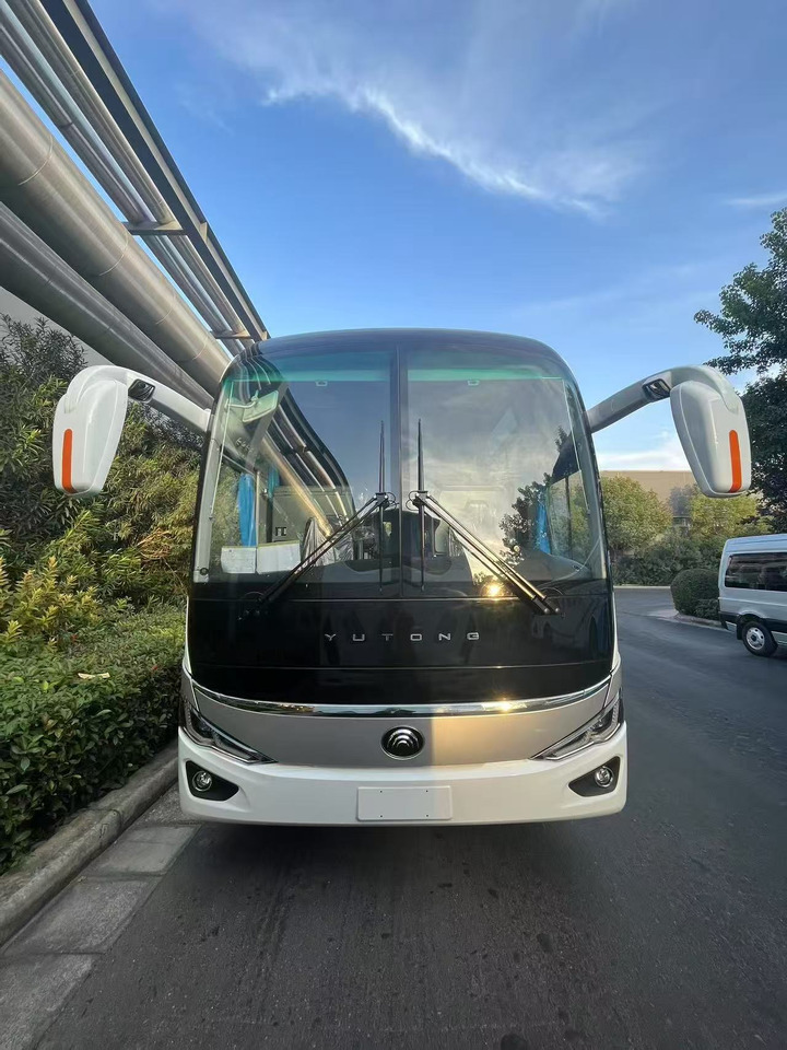 YUTONG 49+1+1 - Градски автобус: снимка 2 YUTONG 49+1+1 - Градски автобус: снимка 2