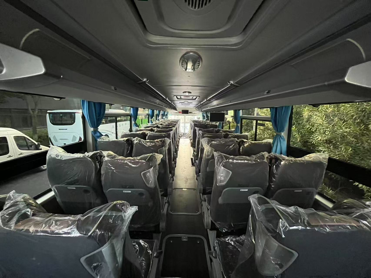 YUTONG 49+1+1 - Градски автобус: снимка 3 YUTONG 49+1+1 - Градски автобус: снимка 3