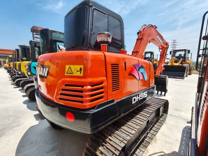 90% New Mini Excavator Doosan DH55, 5-Ton Mini Used High Quality - Мини багер: снимка 4 90% New Mini Excavator Doosan DH55, 5-Ton Mini Used High Quality - Мини багер: снимка 4