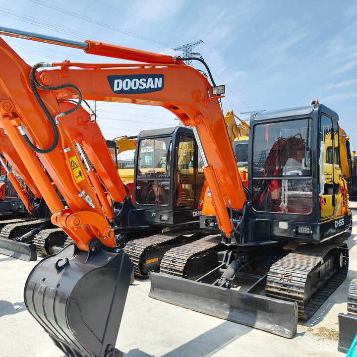 90% New Mini Excavator Doosan DH55, 5-Ton Mini Used High Quality - Мини багер: снимка 1 90% New Mini Excavator Doosan DH55, 5-Ton Mini Used High Quality - Мини багер: снимка 1