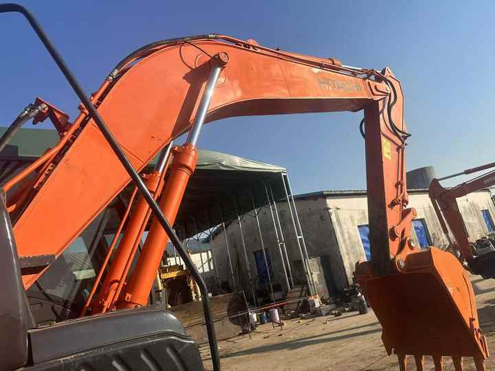 Affordable Hitachi ZX210-5G Used Construction Machinery - Верижен багер: снимка 4 Affordable Hitachi ZX210-5G Used Construction Machinery - Верижен багер: снимка 4