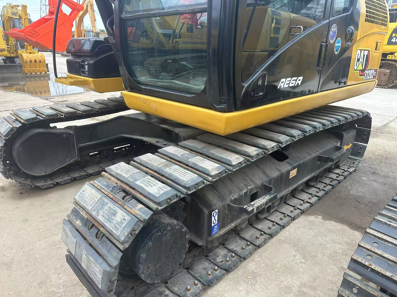 CATERPILLAR Second hand CAT Excavator 312D2 Hotsale - Верижен багер: снимка 3 CATERPILLAR Second hand CAT Excavator 312D2 Hotsale - Верижен багер: снимка 3