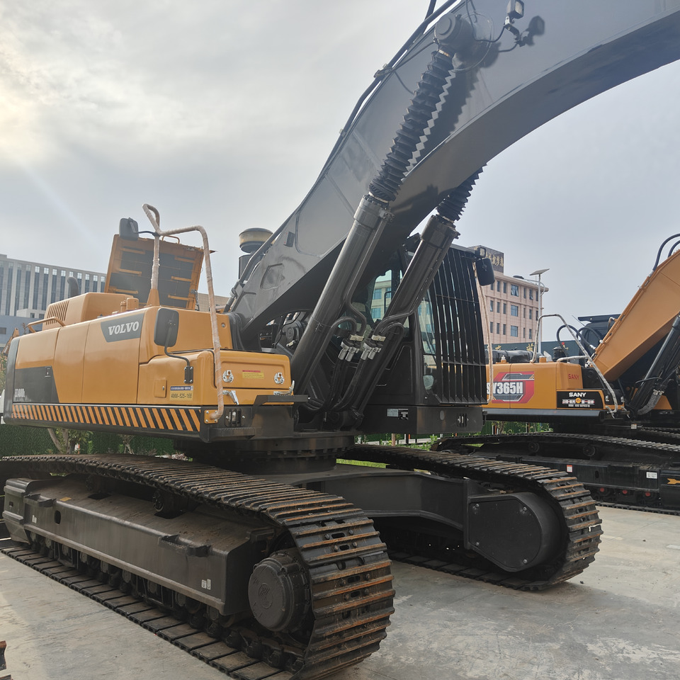 EXCAVATOR Good Condition VOLVO EC480DL Excavator Low Price Large Hydraulic Crawler Excavator volvo 480dl for Sale - Верижен багер: снимка 2 EXCAVATOR Good Condition VOLVO EC480DL Excavator Low Price Large Hydraulic Crawler Excavator volvo 480dl for Sale - Верижен багер: снимка 2