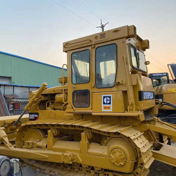Good Condition D6D Mini Bulldozer New Crawler Bulldozer with Parts Price Bulldozers - Булдозер: снимка 3 Good Condition D6D Mini Bulldozer New Crawler Bulldozer with Parts Price Bulldozers - Булдозер: снимка 3