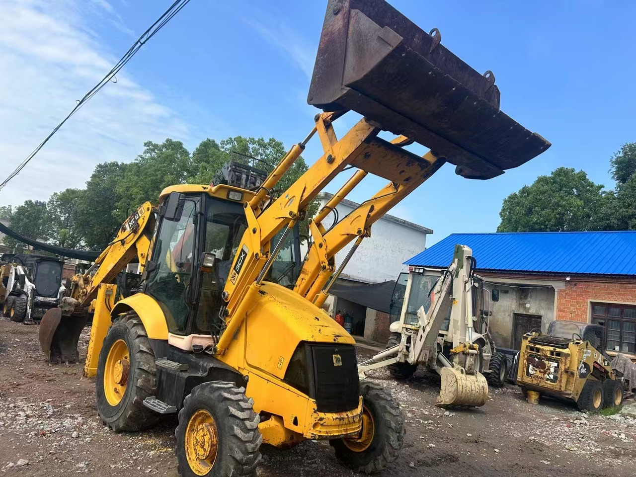 Good Condition Used Backhoe JCB 3CX - Багер-товарач: снимка 2 Good Condition Used Backhoe JCB 3CX - Багер-товарач: снимка 2