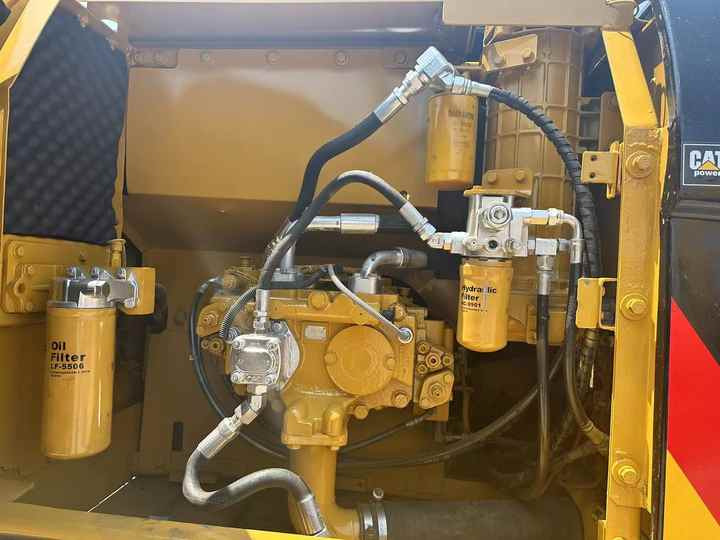 Good Condition Used Cat Excavator 320D2 Caterpillar Second Hand Excavator 312D 315D 320d for Sale - Верижен багер: снимка 5 Good Condition Used Cat Excavator 320D2 Caterpillar Second Hand Excavator 312D 315D 320d for Sale - Верижен багер: снимка 5