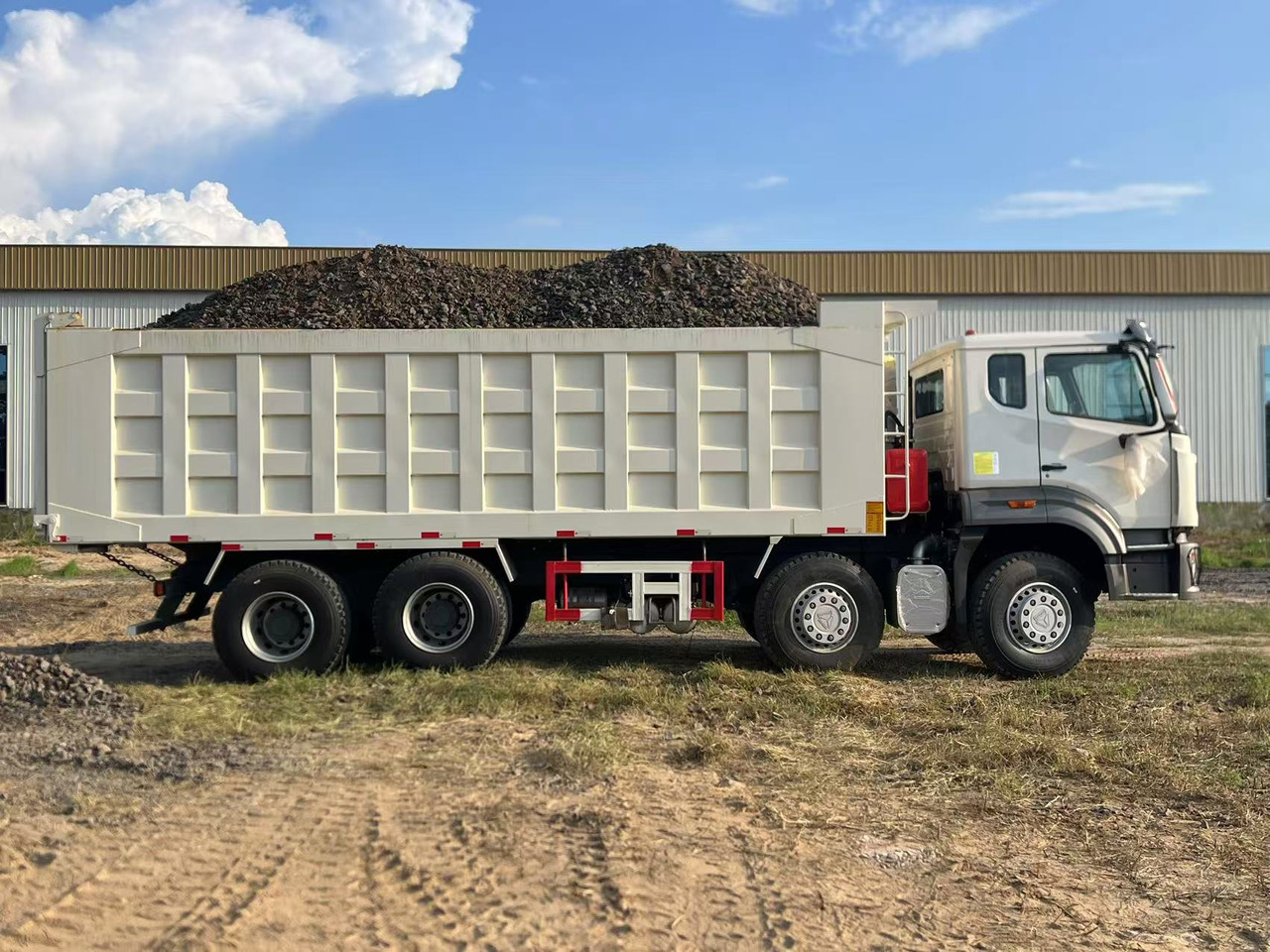 HOWO Used Dump Truck8*4 6*4 - Самосвал камион: снимка 4 HOWO Used Dump Truck8*4 6*4 - Самосвал камион: снимка 4
