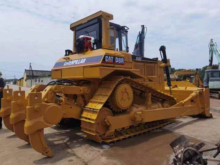 Hot Sale Used Original Japan Cat D8r Bulldozer/Big Dozer D 8 D7 Used D7r Bulldozer - Булдозер: снимка 3 Hot Sale Used Original Japan Cat D8r Bulldozer/Big Dozer D 8 D7 Used D7r Bulldozer - Булдозер: снимка 3