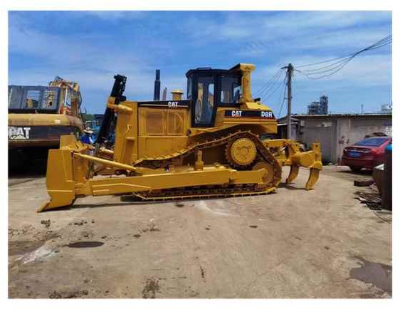 Hot Sale Used Original Japan Cat D8r Bulldozer/Big Dozer D 8 D7 Used D7r Bulldozer - Булдозер: снимка 1 Hot Sale Used Original Japan Cat D8r Bulldozer/Big Dozer D 8 D7 Used D7r Bulldozer - Булдозер: снимка 1