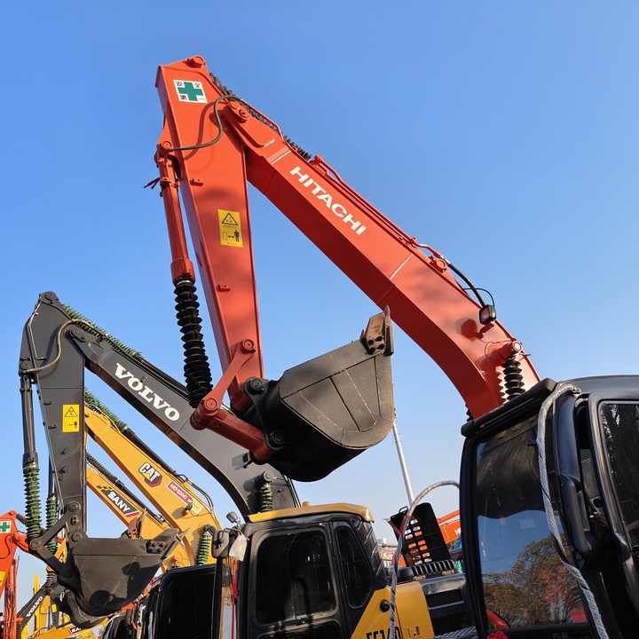 Japan Original Hitachi ZX130 Crawler Excavator Perfect for Various Projects Available Used Excavators for Sale - Верижен багер: снимка 1 Japan Original Hitachi ZX130 Crawler Excavator Perfect for Various Projects Available Used Excavators for Sale - Верижен багер: снимка 1