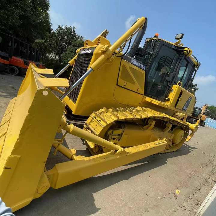 Komatsu D65EX High Efficiency Bulldozer komatsu Engine 180HP Crawler Bulldozer China - Булдозер: снимка 4 Komatsu D65EX High Efficiency Bulldozer komatsu Engine 180HP Crawler Bulldozer China - Булдозер: снимка 4