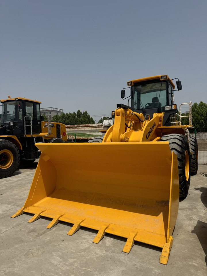 LIUGONG Used LIUGONG LOADER 856 Second-hand - Колесен товарач: снимка 3 LIUGONG Used LIUGONG LOADER 856 Second-hand - Колесен товарач: снимка 3