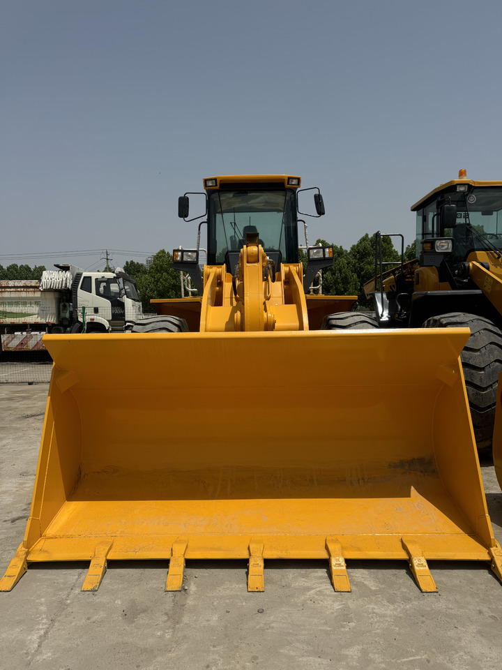 LIUGONG Used LIUGONG LOADER 856 Second-hand - Колесен товарач: снимка 2 LIUGONG Used LIUGONG LOADER 856 Second-hand - Колесен товарач: снимка 2