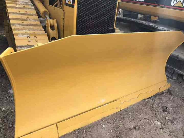 Nice Condition D4h Cat Bulldozer CAT Used Dozer for Sale - Булдозер: снимка 3 Nice Condition D4h Cat Bulldozer CAT Used Dozer for Sale - Булдозер: снимка 3