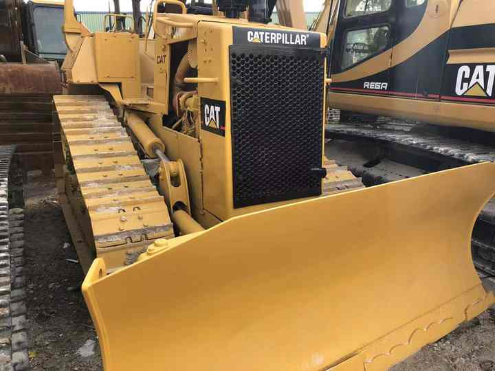 Nice Condition D4h Cat Bulldozer CAT Used Dozer for Sale - Булдозер: снимка 2 Nice Condition D4h Cat Bulldozer CAT Used Dozer for Sale - Булдозер: снимка 2