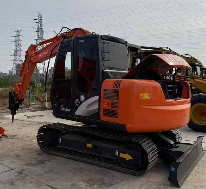 Original Japan Hitachi ZX60 Excavator Hitachi Excavator in Low Price for Hot Sale - Верижен багер: снимка 3 Original Japan Hitachi ZX60 Excavator Hitachi Excavator in Low Price for Hot Sale - Верижен багер: снимка 3