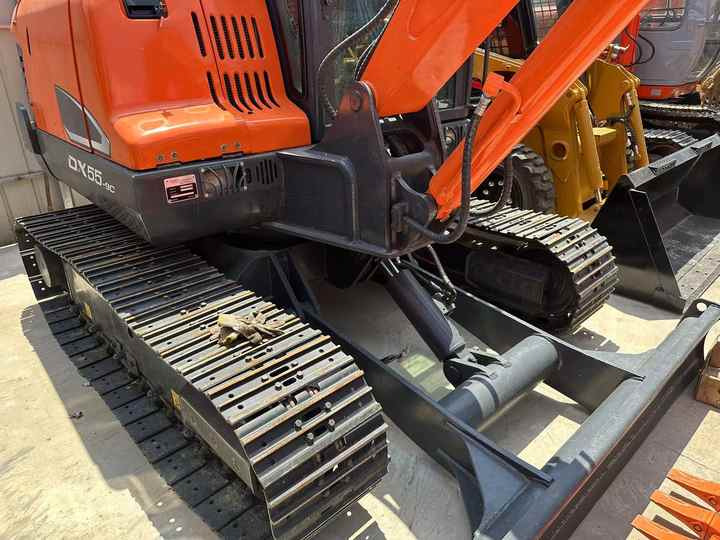 USED Doosan Dx55 Mini Excavator with Good Condition for Sale - Багер: снимка 2 USED Doosan Dx55 Mini Excavator with Good Condition for Sale - Багер: снимка 2