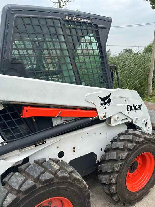 Used Bob Cat Bob Cat S160 Used Mini Skid Steer Wheel Loader Multifunctional Track Loaders Bobcat S160 2.7 Ton - Колесен товарач: снимка 3 Used Bob Cat Bob Cat S160 Used Mini Skid Steer Wheel Loader Multifunctional Track Loaders Bobcat S160 2.7 Ton - Колесен товарач: снимка 3