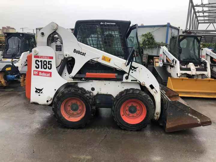Лизинг на  Used BobCat Bob Cat S185 Used Mini Skid Steer Wheel Loader  Multifunctional Track Loaders Bobcat Used BobCat Bob Cat S185 Used Mini Skid Steer Wheel Loader  Multifunctional Track Loaders Bobcat: снимка 6