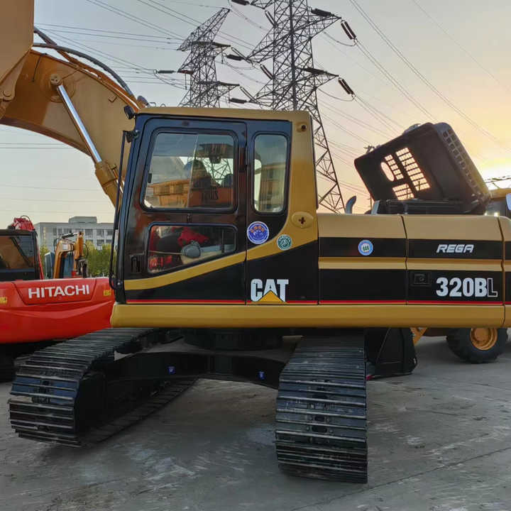 Used Cat Excavator Japan 20 Tons Digger Machinery Caterpillar CAT 320BL for Sale Cat 320B 320BL 320C 320D 320CL 320DL in Stock - Багер: снимка 1 Used Cat Excavator Japan 20 Tons Digger Machinery Caterpillar CAT 320BL for Sale Cat 320B 320BL 320C 320D 320CL 320DL in Stock - Багер: снимка 1