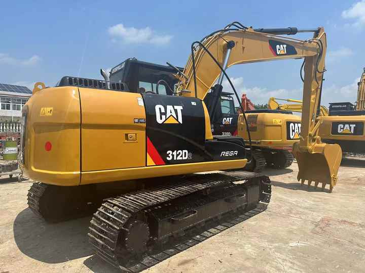 Used Caterpillar Cat312D2 Excavator Original Japan Heavy Machinery Caterpillar 312D2 Excavator for Sale - Верижен багер: снимка 2 Used Caterpillar Cat312D2 Excavator Original Japan Heavy Machinery Caterpillar 312D2 Excavator for Sale - Верижен багер: снимка 2