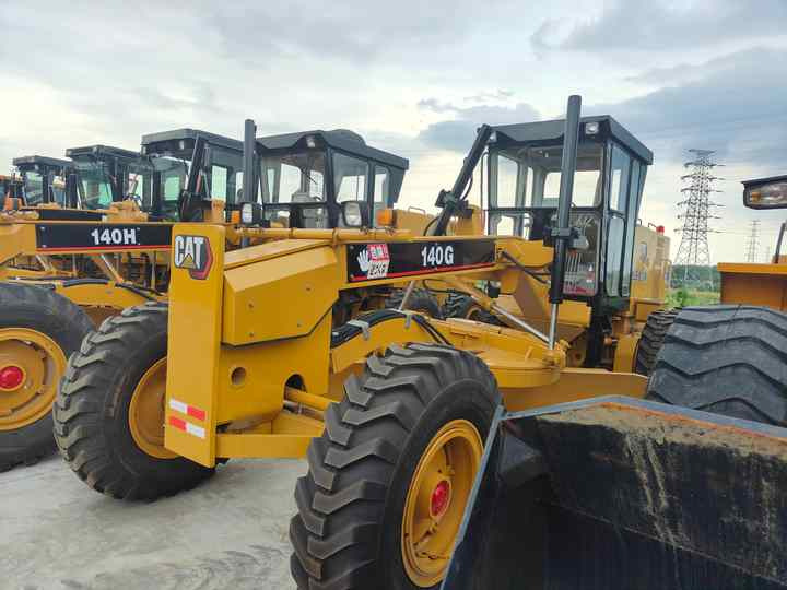Used Construction Machinery Caterpillar 140G Grader Cat140G Wheeled Grader Cheap Price Hot Sale - Грейдер: снимка 2 Used Construction Machinery Caterpillar 140G Grader Cat140G Wheeled Grader Cheap Price Hot Sale - Грейдер: снимка 2