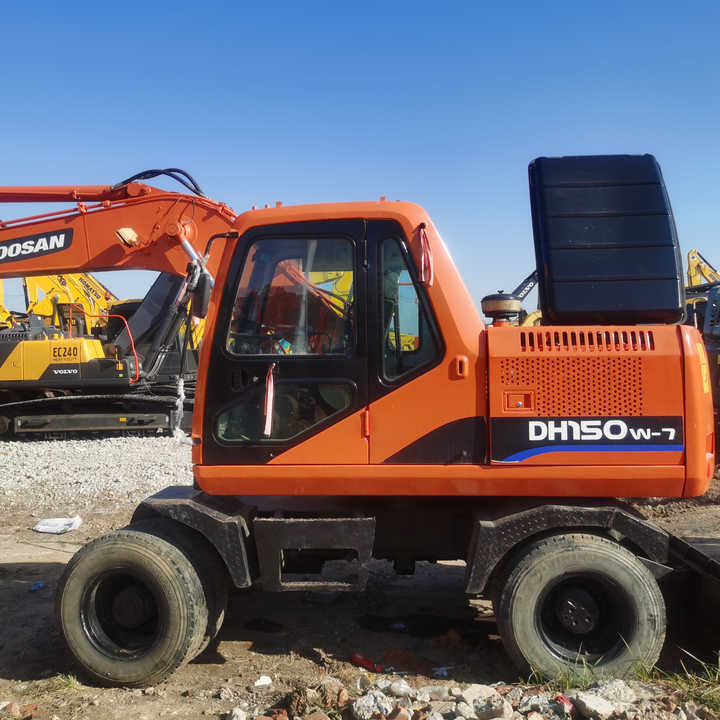 Used Digger Doosan Dh150w-7 Construction Machinery Construction Digger Used Doosan Dh150w-7 Cheap Excavator - Верижен багер: снимка 1 Used Digger Doosan Dh150w-7 Construction Machinery Construction Digger Used Doosan Dh150w-7 Cheap Excavator - Верижен багер: снимка 1