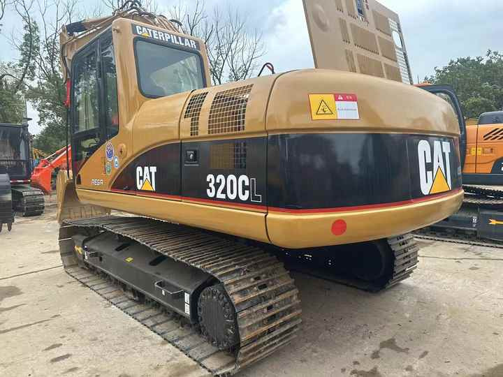 Used Excavator CAT 320C Second Hand Highly Competitive Digging Machine 325C 330C for Sale - Верижен багер: снимка 2 Used Excavator CAT 320C Second Hand Highly Competitive Digging Machine 325C 330C for Sale - Верижен багер: снимка 2