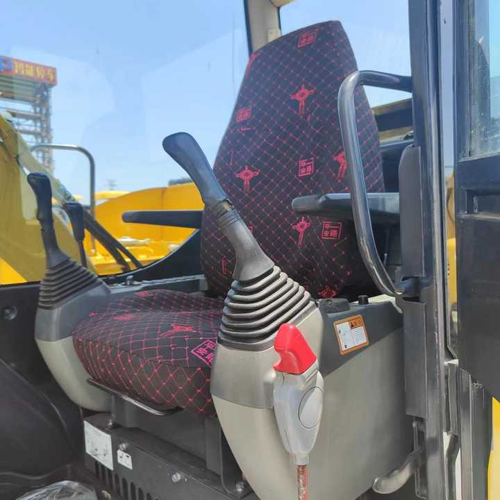 Used Excavator KOMATSU PC70-8 Construction Machinery Excavator PC70-8 PC60 PC70 Excavators for Sale at Negotiable Price - Багер: снимка 5 Used Excavator KOMATSU PC70-8 Construction Machinery Excavator PC70-8 PC60 PC70 Excavators for Sale at Negotiable Price - Багер: снимка 5