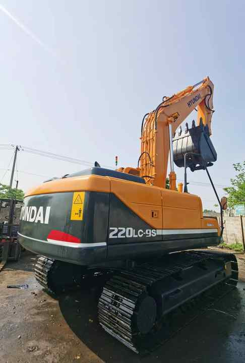 Used HYUNDAI R220-9S New Model Excavator Second Hand Machine Popular Brand Korean hyundai Hydraulic Machinery - Верижен багер: снимка 5 Used HYUNDAI R220-9S New Model Excavator Second Hand Machine Popular Brand Korean hyundai Hydraulic Machinery - Верижен багер: снимка 5