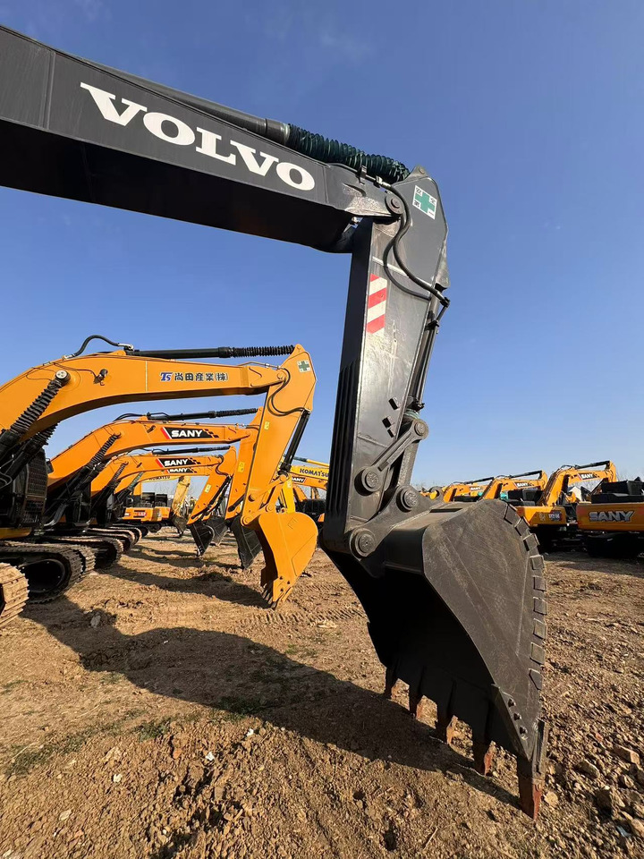 Used High Quality volvo EC300DL 30ton excavator machinery - Верижен багер: снимка 3 Used High Quality volvo EC300DL 30ton excavator machinery - Верижен багер: снимка 3