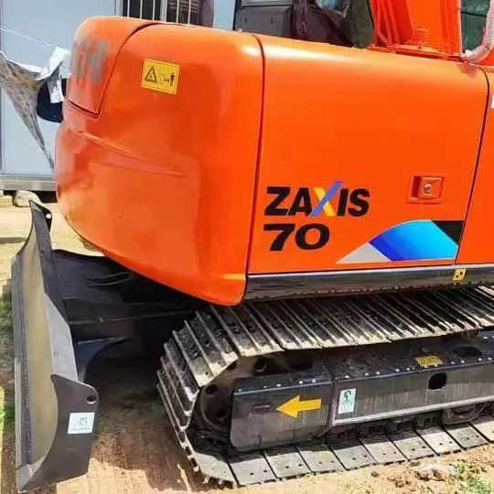 Used Hitachi Excavator ZX70 7ton Japan Import Second Hand Small Crawler ZX70 Excavator for Sale - Верижен багер: снимка 3 Used Hitachi Excavator ZX70 7ton Japan Import Second Hand Small Crawler ZX70 Excavator for Sale - Верижен багер: снимка 3