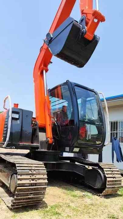 Used Hitachi Excavator ZX70 7ton Japan Import Second Hand Small Crawler ZX70 Excavator for Sale - Верижен багер: снимка 2 Used Hitachi Excavator ZX70 7ton Japan Import Second Hand Small Crawler ZX70 Excavator for Sale - Верижен багер: снимка 2
