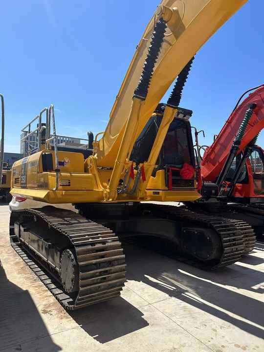 Used Japan Brand komatsu Pc350-7 with High Quality Used Engineering & Construction Machinery - Верижен багер: снимка 4 Used Japan Brand komatsu Pc350-7 with High Quality Used Engineering & Construction Machinery - Верижен багер: снимка 4