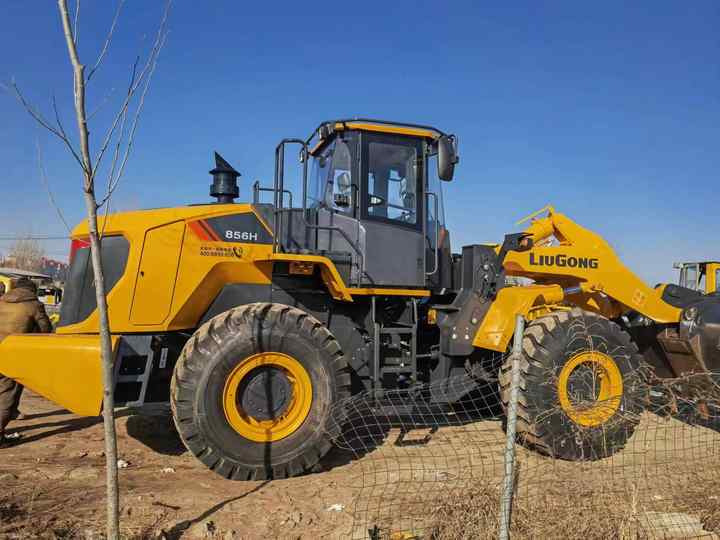 Used LIUGONG 856H wheel in Good Condition for sale 90%new uesd Loader liugong 856h Used Loader For Sale - Колесен товарач: снимка 4 Used LIUGONG 856H wheel in Good Condition for sale 90%new uesd Loader liugong 856h Used Loader For Sale - Колесен товарач: снимка 4