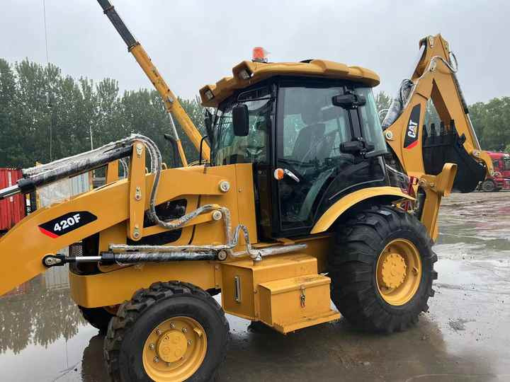 Used Wheel Loader CAT420F Caterpillar 420F Construction Machinery Mini Wheel Skid Steer Loader in Stock - Колесен товарач: снимка 2 Used Wheel Loader CAT420F Caterpillar 420F Construction Machinery Mini Wheel Skid Steer Loader in Stock - Колесен товарач: снимка 2