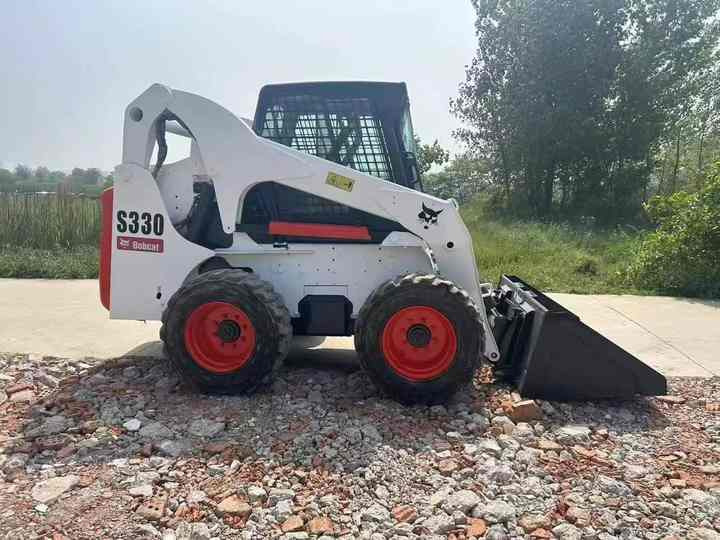 Very Low Price American Brand Used Bobcat S330 Skid Steer Loader with Superior Performance for Sale S160/S180/S300 in Stock - Мини челен товарач: снимка 5 Very Low Price American Brand Used Bobcat S330 Skid Steer Loader with Superior Performance for Sale S160/S180/S300 in Stock - Мини челен товарач: снимка 5