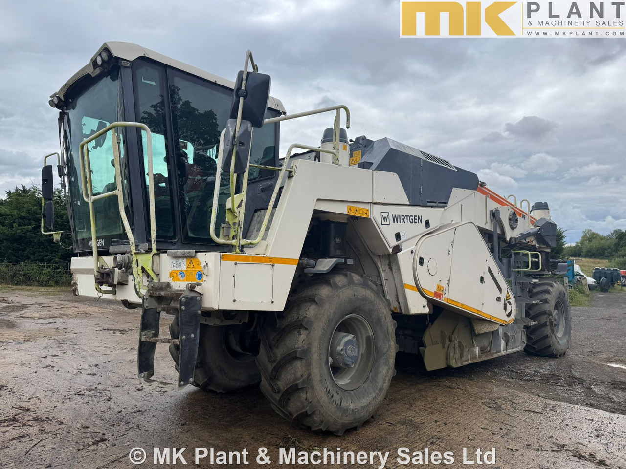 WIRTGEN WR200i - Стабилизатор за почва: снимка 1 WIRTGEN WR200i - Стабилизатор за почва: снимка 1