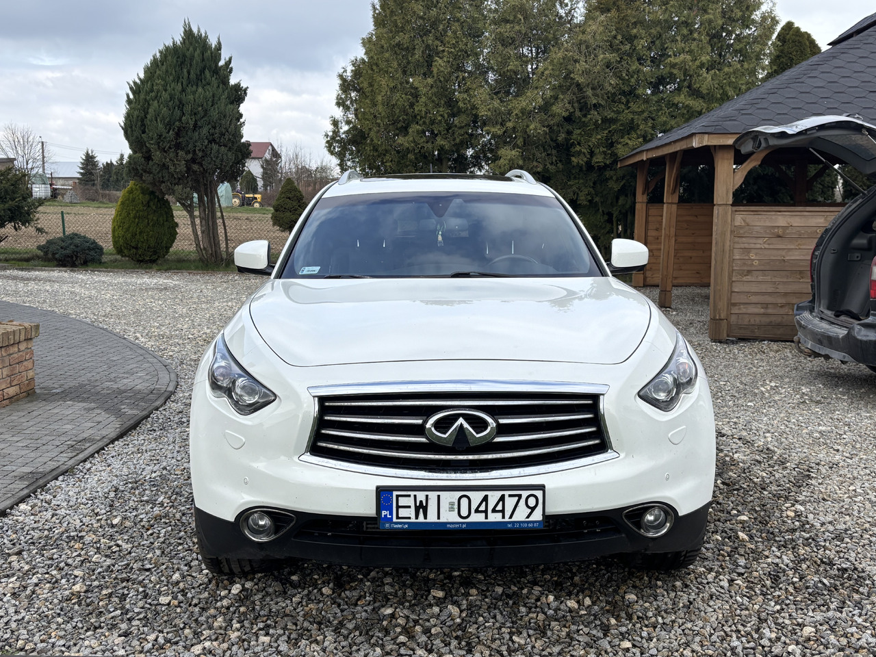 Infiniti QX70 FX30 Diesel V6 Euro6 - Джип: снимка 2 Infiniti QX70 FX30 Diesel V6 Euro6 - Джип: снимка 2