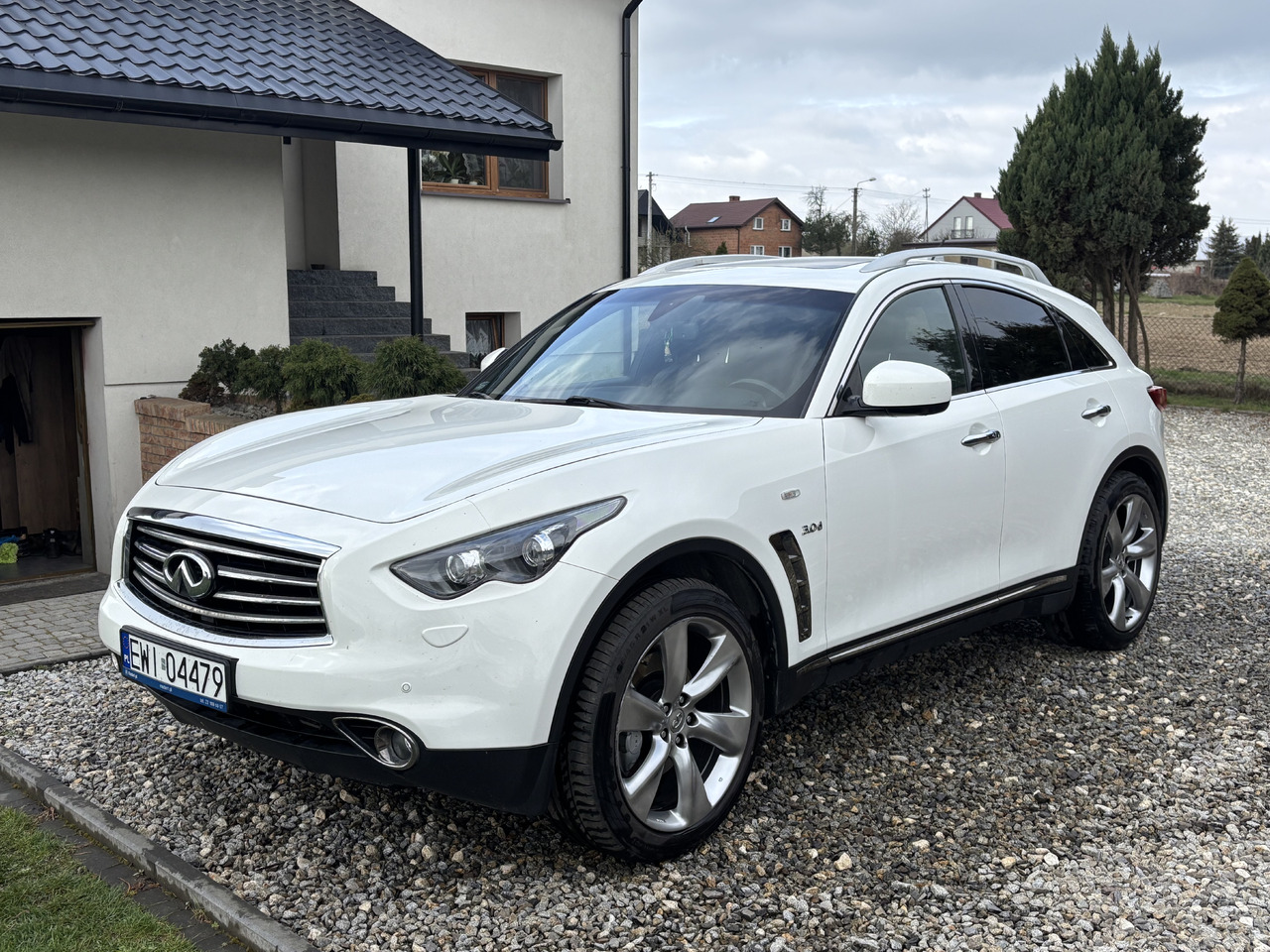 Infiniti QX70 FX30 Diesel V6 Euro6 - Джип: снимка 1 Infiniti QX70 FX30 Diesel V6 Euro6 - Джип: снимка 1