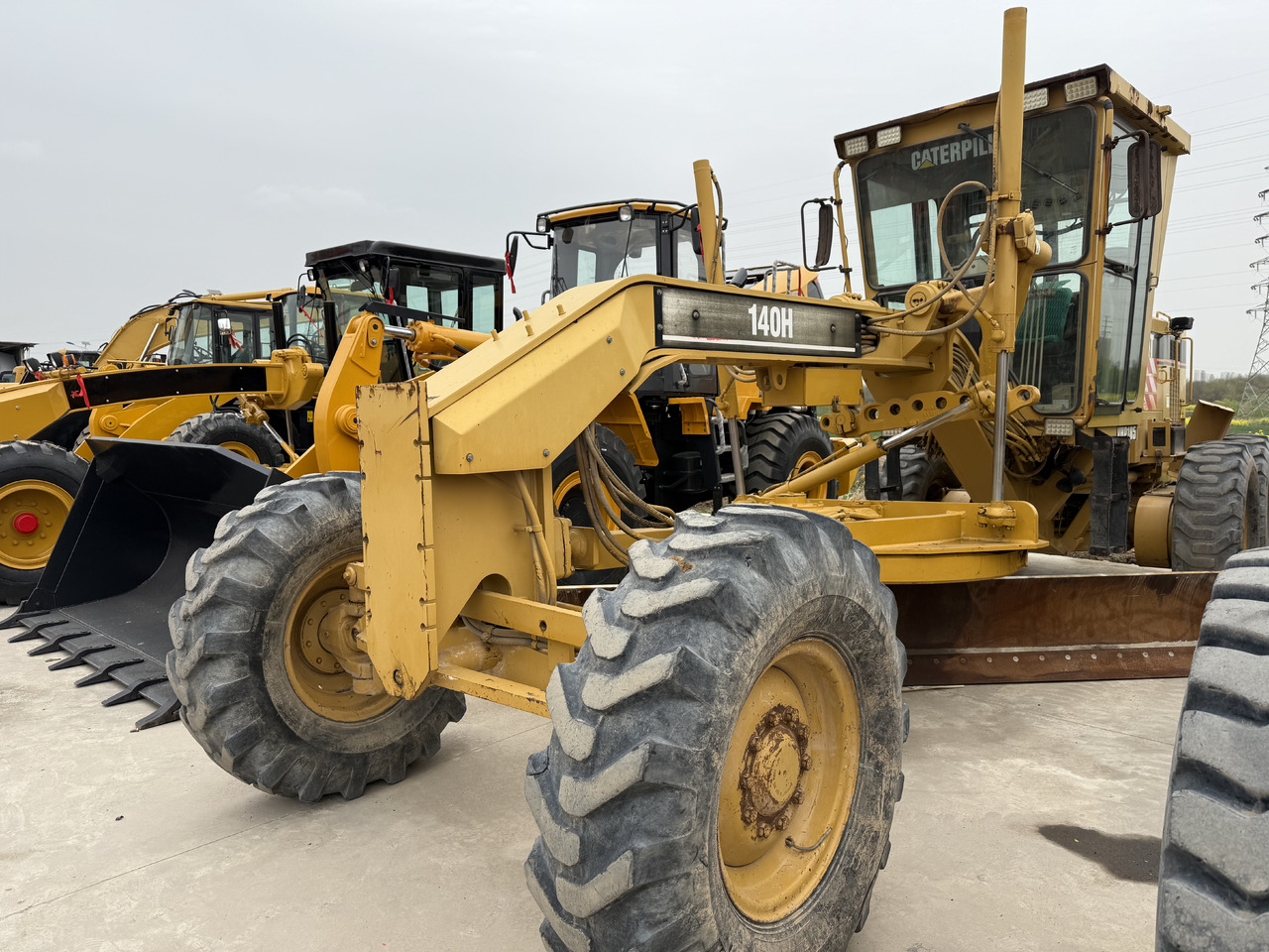 CATERPILLAR 140H - Грейдер: снимка 3 CATERPILLAR 140H - Грейдер: снимка 3