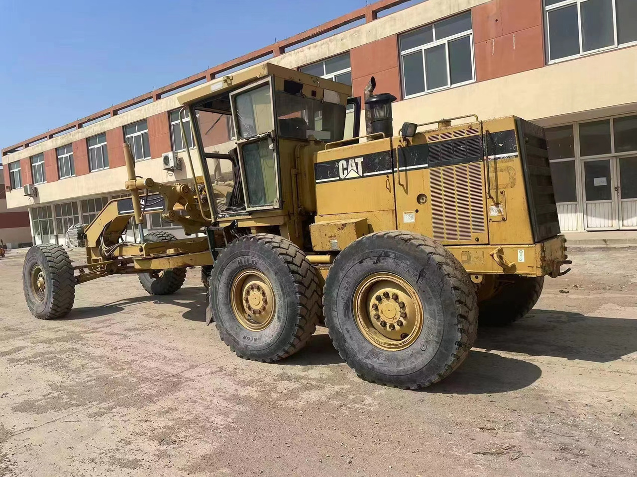 CATERPILLAR 14H - Грейдер: снимка 1 CATERPILLAR 14H - Грейдер: снимка 1